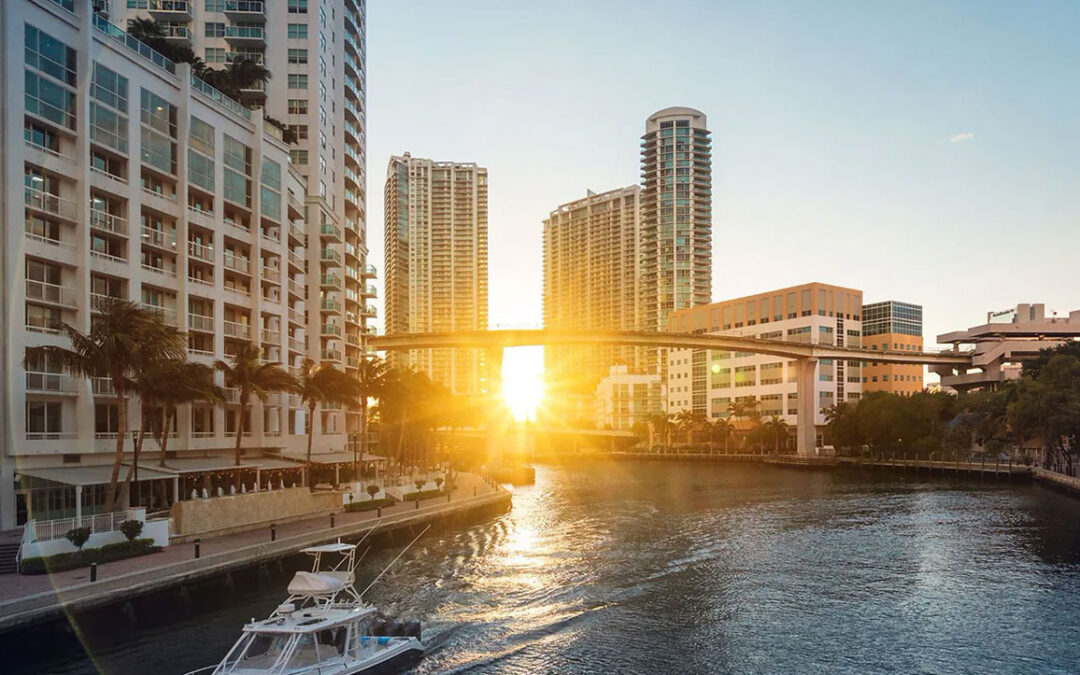 Cómo Invertir en Faena Residences Miami Siendo Extranjero en 2025